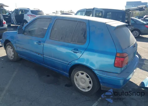 1997 Volkswagen Golf Gl z USA, uszkodzony, nr VIN 3VWFB81H7VM021260